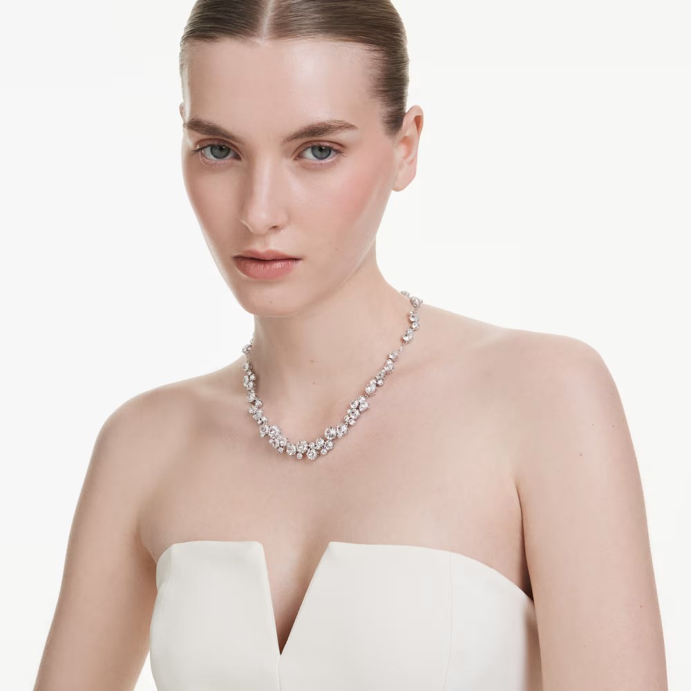 SWAROVSKI Constella Κολιέ Στρογγυλή Κοπή, Λευκό, Επιροδιωμένο 5722472 SWAROVSKI Constella Κολιέ Στρογγυλή Κοπή, Λευκό, Επιροδιωμένο 5722472