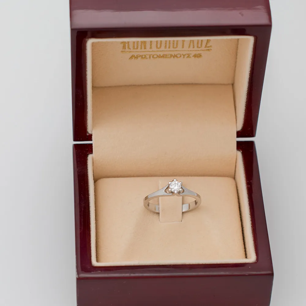 18K Μονόπετρο Δαxτυλίδι Αρραβώνων με Διαμάντι K213