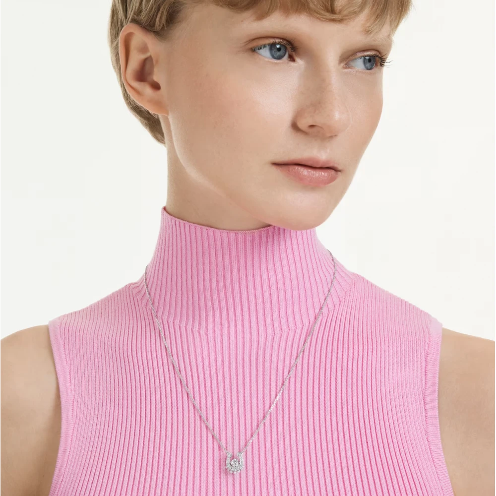 SWAROVSKI Symbolica, Μενταγιόν με Αλυσίδα, Crystal Pearl, Στρογγυλή κοπή, Pave, Λευκό, Πέταλο, Επιμετάλλωση ροδίου 5736972