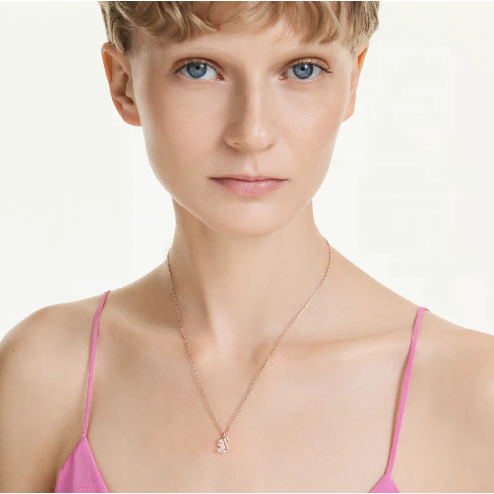 SWAROVSKI Swan Μενταγιόν με Αλυσίδα, Λευκό, Μίξη Κοπών, Επιμετάλλωση σε Ροζ-Χρυσό Τόνο 5738203